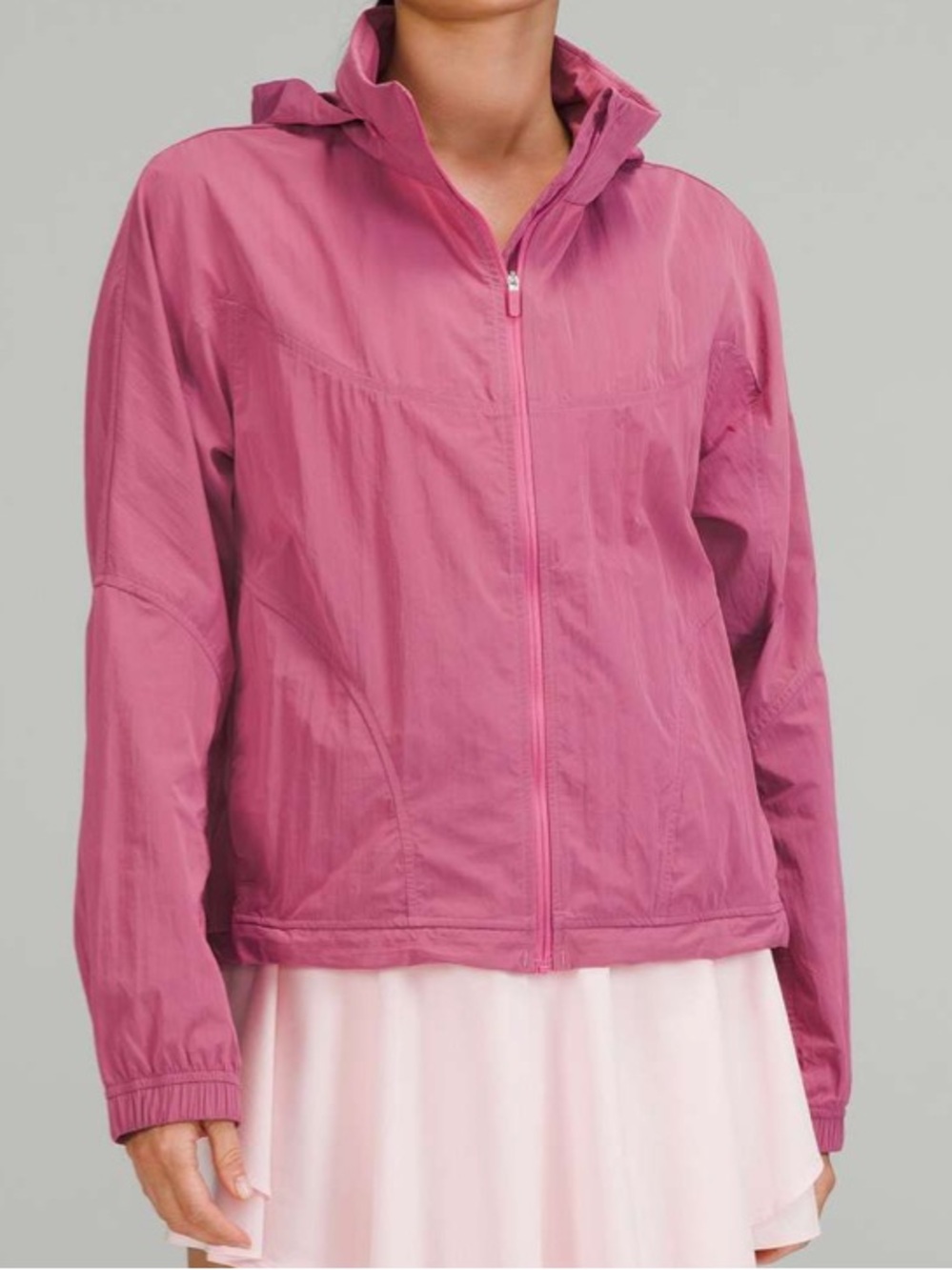 Lululemon Lightweight Windbreaker Jacket Pink Blossom. Excellent cond.
Size 12